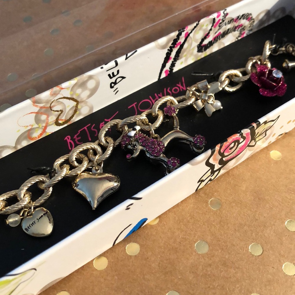 Betsey Johnson Pink Poodle Charm Bracelet!